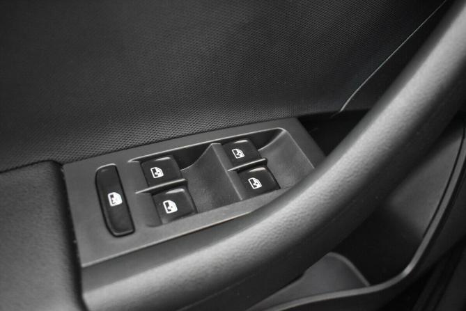 Volkswagen Polo VI с пробегом 2021 года, цена 1 670 000 рублей, 80893 км, лифтбек, Автокод Объявления