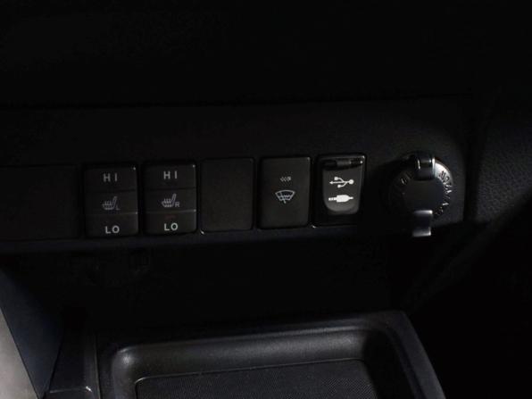 Toyota RAV4 IV (XA40) с пробегом 2013 года, цена 1 599 995 рублей, 229282 км, внедорожник, Автокод Объявления