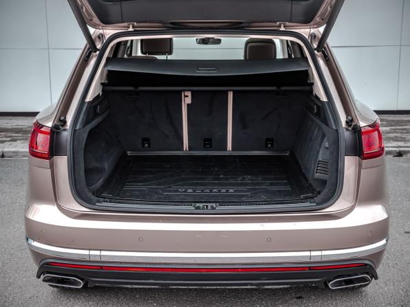 Volkswagen Touareg III с пробегом 2019 года, цена 5 200 000 рублей, 77371 км, внедорожник, Автокод Объявления
