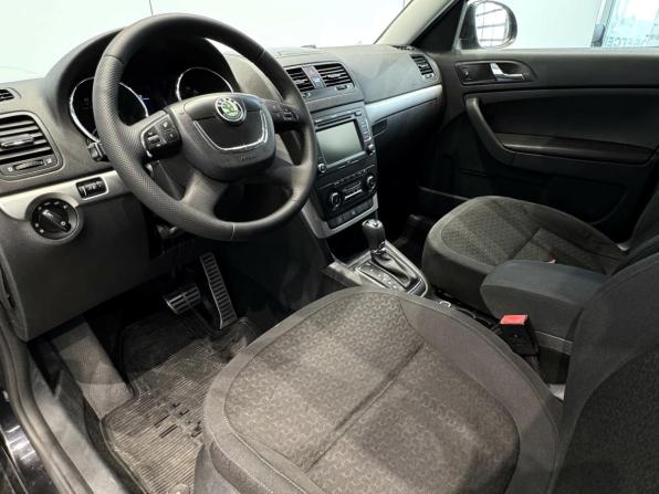 Skoda Yeti I с пробегом 2013 года, цена 980 000 рублей, 267521 км, внедорожник, Автокод Объявления