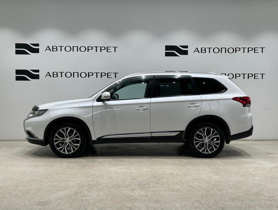 Mitsubishi Outlander III Рестайлинг 3 Санкт-Петербург  - изображение 4
