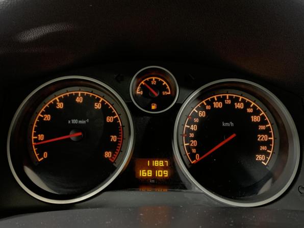 Opel Astra H Рестайлинг с пробегом 2009 года, цена 487 000 рублей, 170000 км, седан, Автокод Объявления