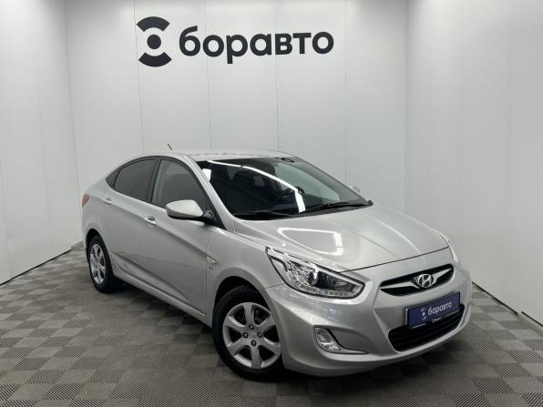 Hyundai Solaris I с пробегом 2013 года, цена 910 000 рублей, 96215 км, седан, Автокод Объявления