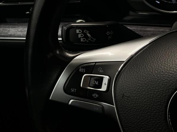 Volkswagen Touareg III с пробегом 2019 года, цена 4 655 000 рублей, 142170 км, внедорожник, Автокод Объявления