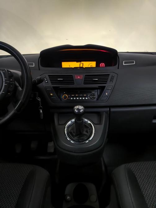 Citroen C4 Picasso I Москва  - изображение 12
