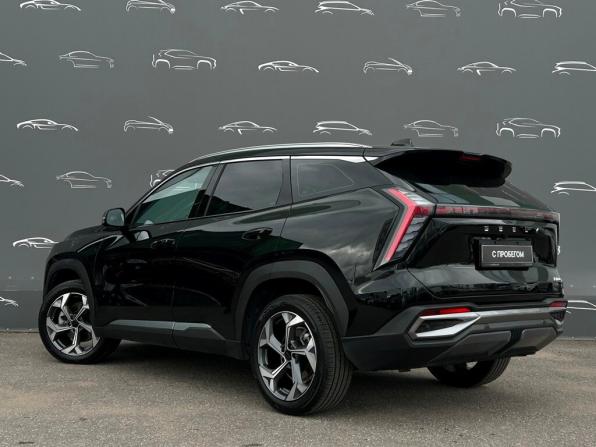 Geely Atlas II с пробегом 2024 года, цена 2 598 400 рублей, 46885 км, внедорожник, Автокод Объявления