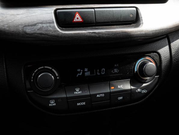 Suzuki Ertiga II с пробегом 2022 года, цена 1 875 000 рублей, 69400 км, компактвэн, Автокод Объявления