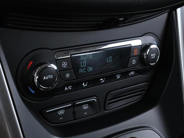 Ford Kuga II с пробегом 2015 года, цена 1 422 000 рублей, 111327 км, внедорожник, Автокод Объявления