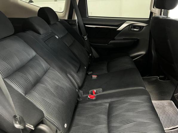 Mitsubishi Pajero Sport III с пробегом 2019 года, цена 2 900 000 рублей, 203000 км, внедорожник, Автокод Объявления