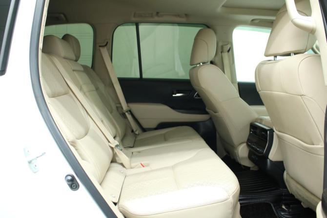 Toyota Land Cruiser 300 Series с пробегом 2021 года, цена 10 300 000 рублей, 117853 км, внедорожник, Автокод Объявления