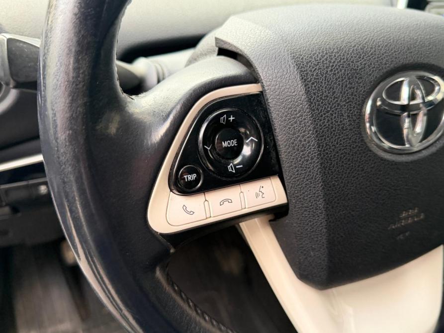Toyota Prius IV (XW50) Санкт-Петербург  - изображение 12