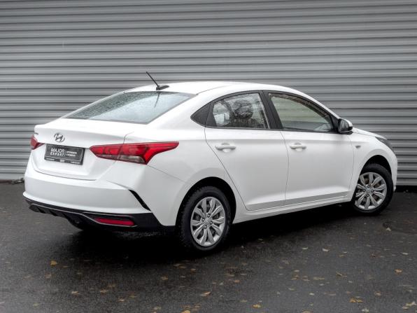 Hyundai Solaris II Рестайлинг с пробегом 2022 года, цена 1 545 000 рублей, 86180 км, седан, Автокод Объявления