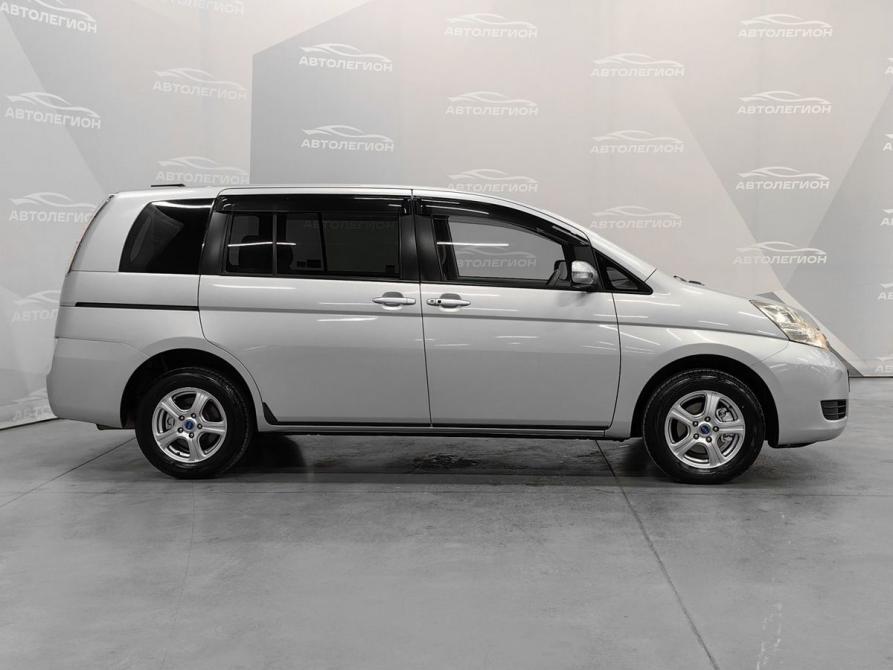 Toyota ISis I Рестайлинг Новосибирск  - изображение 6