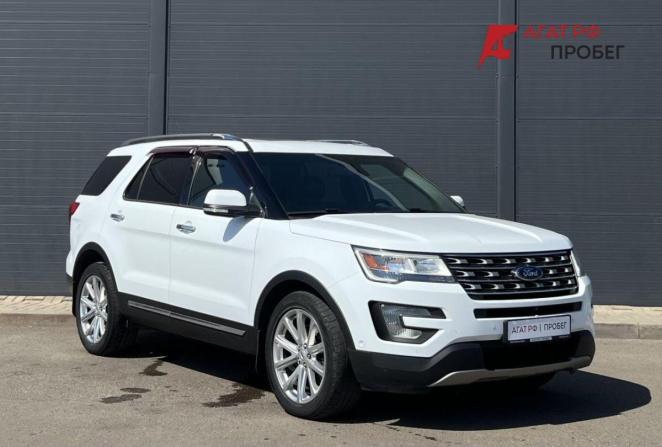 Ford Explorer V Рестайлинг с пробегом 2016 года, цена 2 490 000 рублей, 180000 км, внедорожник, Автокод Объявления