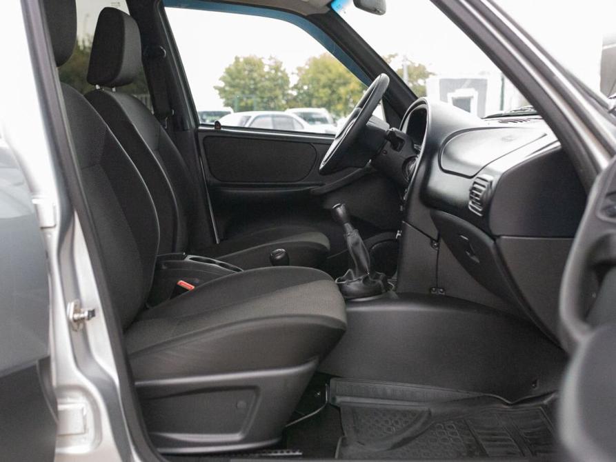 Chevrolet Niva I Рестайлинг Новосибирск  - изображение 18