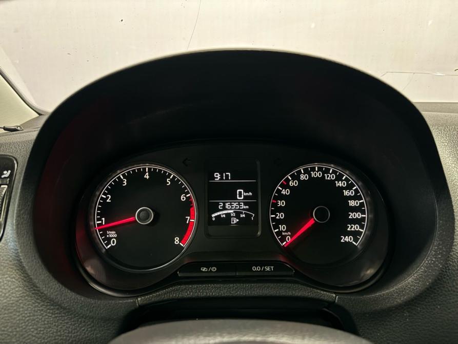 Volkswagen Polo V Рестайлинг Уфа  - изображение 9