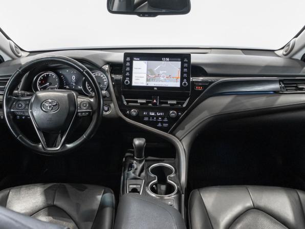 Toyota Camry VIII (XV70) Рестайлинг с пробегом 2021 года, цена 2 590 000 рублей, 168903 км, седан, Автокод Объявления