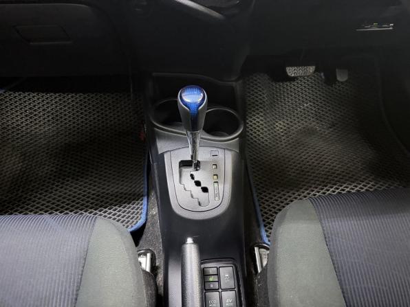 Toyota Aqua I Рестайлинг с пробегом 2015 года, цена 899 000 рублей, 138333 км, хэтчбек, Автокод Объявления