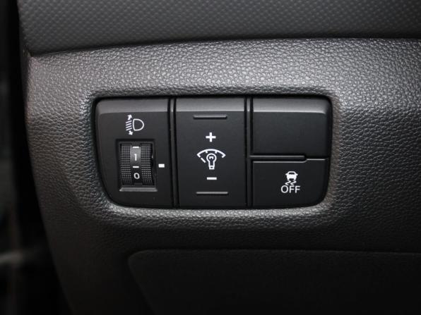 Hyundai Creta I с пробегом 2018 года, цена 1 739 900 рублей, 155374 км, внедорожник, Автокод Объявления