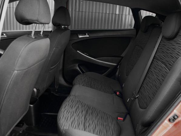 Hyundai Solaris I Рестайлинг с пробегом 2015 года, цена 1 160 000 рублей, 105220 км, хэтчбек, Автокод Объявления