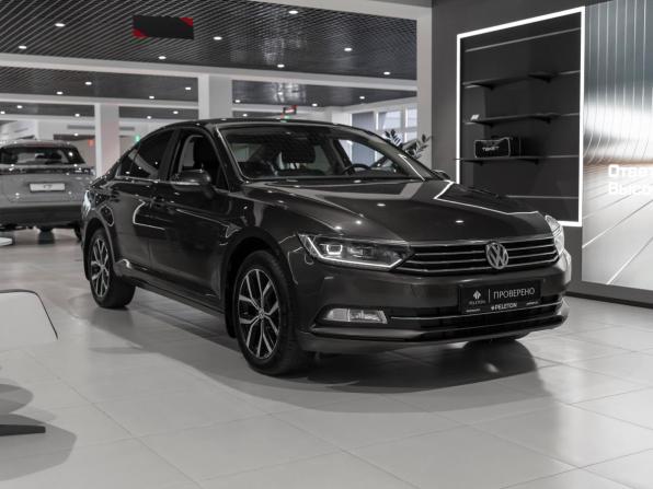 Volkswagen Passat B8 с пробегом 2016 года, цена 1 675 000 рублей, 125877 км, седан, Автокод Объявления