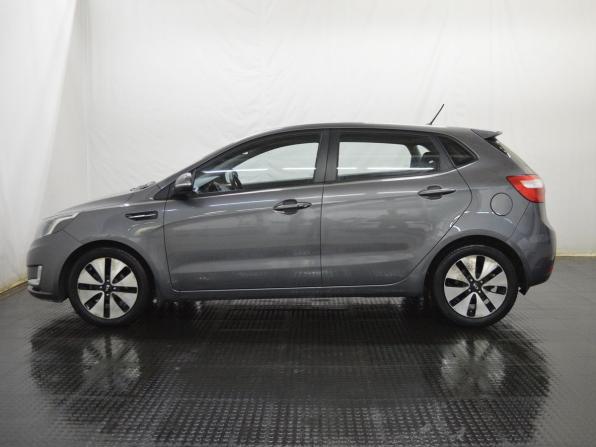 Kia Rio III с пробегом 2014 года, цена 950 000 рублей, 117287 км, хэтчбек, Автокод Объявления