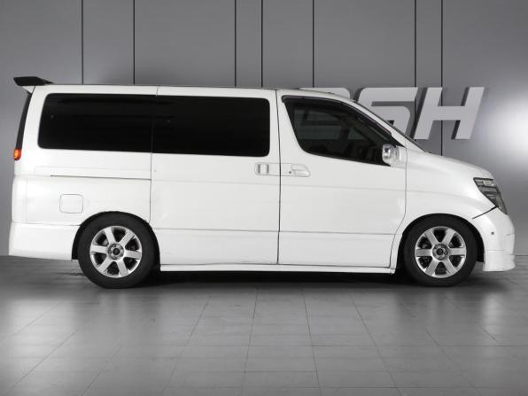 Nissan Elgrand II (E51) с пробегом 2004 года, цена 1 370 000 рублей, 307195 км, минивэн, Автокод Объявления
