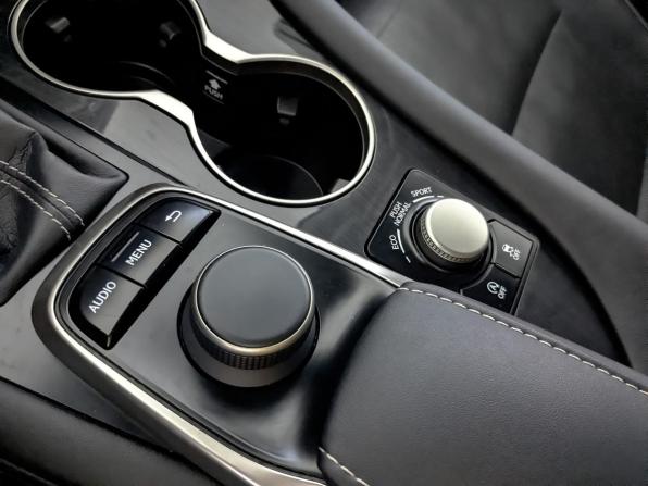 Lexus RX IV с пробегом 2018 года, цена 3 995 000 рублей, 110852 км, внедорожник, Автокод Объявления