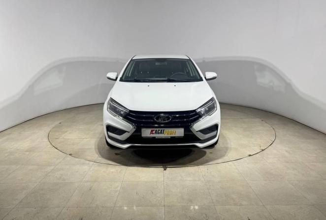 Lada (ВАЗ) Vesta I Рестайлинг (NG) с пробегом 2024 года, цена 1 330 000 рублей, 8075 км, седан, Автокод Объявления
