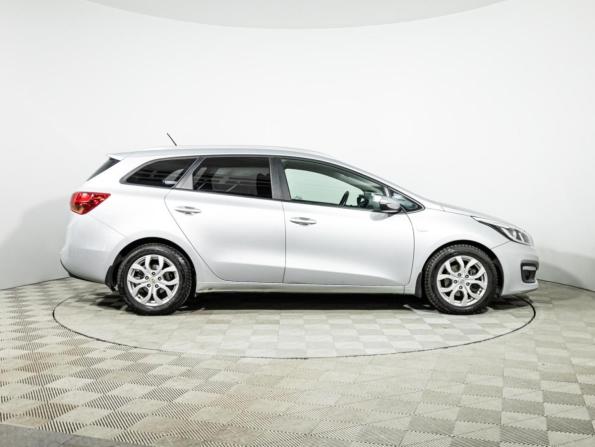 Kia Ceed II Рестайлинг с пробегом 2016 года, цена 1 069 700 рублей, 218918 км, универсал, Автокод Объявления