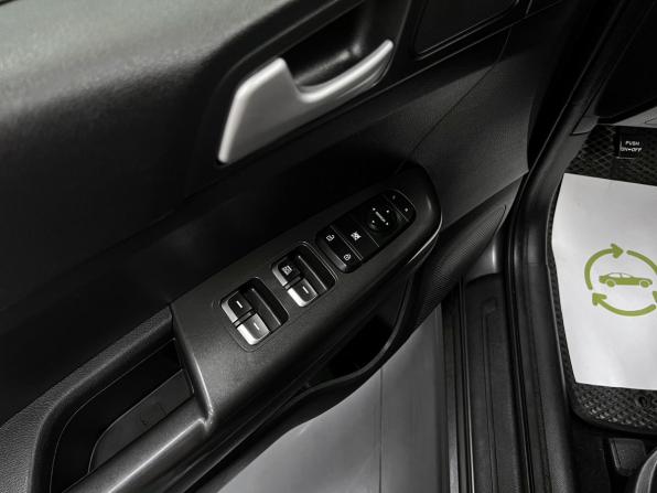 Kia Sportage IV с пробегом 2017 года, цена 1 860 000 рублей, 97072 км, внедорожник, Автокод Объявления