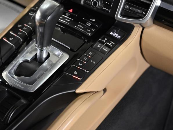 Porsche Cayenne II Рестайлинг (958) с пробегом 2015 года, цена 3 149 000 рублей, 135000 км, внедорожник, Автокод Объявления