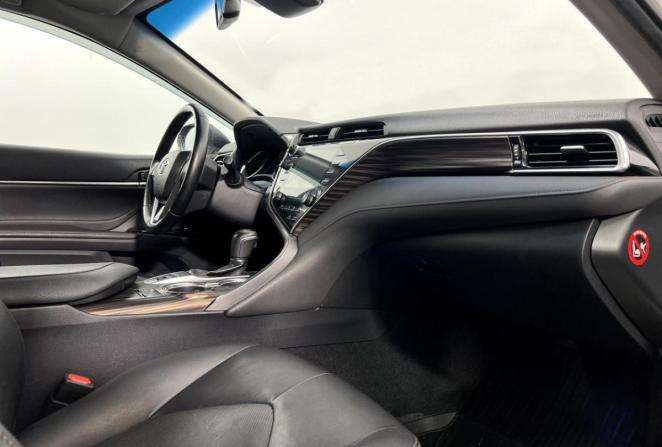 Toyota Camry VII (XV50) Рестайлинг 2 с пробегом 2018 года, цена 2 800 000 рублей, 117137 км, седан, Автокод Объявления