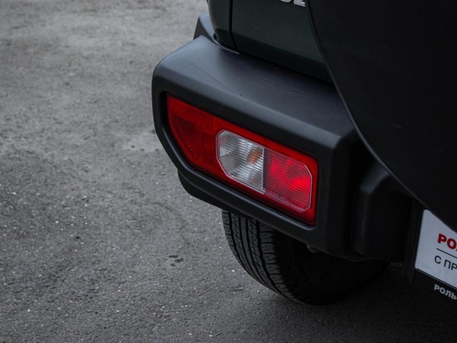 Suzuki Jimny IV Москва  - изображение 12