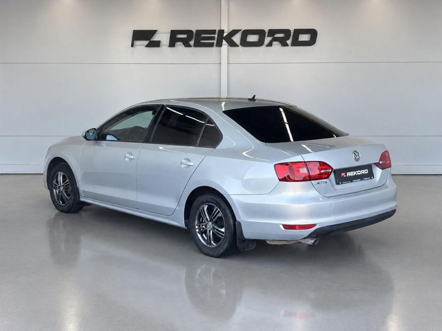 Volkswagen Jetta VI Рестайлинг Уфа  - изображение 2