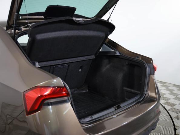 Skoda Rapid II с пробегом 2021 года, цена 1 429 000 рублей, 163597 км, лифтбек, Автокод Объявления