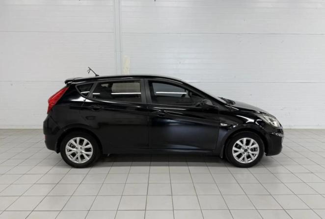 Hyundai Solaris I с пробегом 2012 года, цена 650 000 рублей, 198599 км, хэтчбек, Автокод Объявления