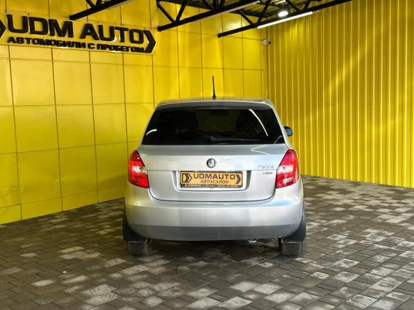 Skoda Fabia II Рестайлинг с пробегом 2012 года, цена 580 000 рублей, 142000 км, хэтчбек, Автокод Объявления