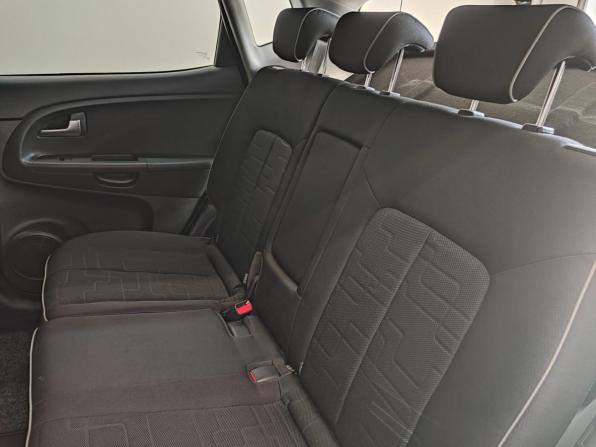 Kia Venga I с пробегом 2013 года, цена 900 000 рублей, 113996 км, минивэн, Автокод Объявления