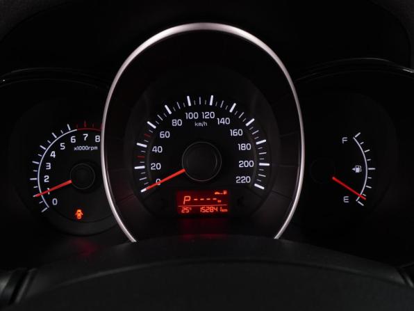 Kia Rio III Рестайлинг с пробегом 2015 года, цена 1 060 000 рублей, 152841 км, хэтчбек, Автокод Объявления