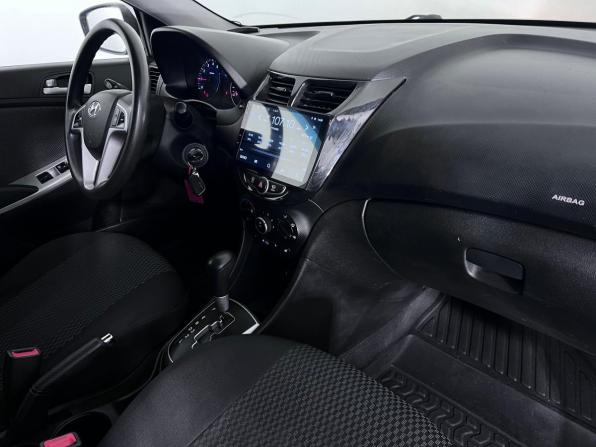 Hyundai Solaris I с пробегом 2011 года, цена 824 000 рублей, 159639 км, хэтчбек, Автокод Объявления