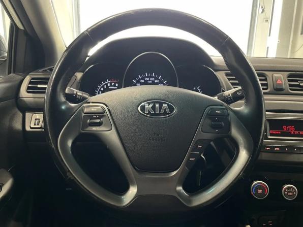 Kia Rio III Рестайлинг с пробегом 2017 года, цена 1 050 000 рублей, 169000 км, седан, Автокод Объявления