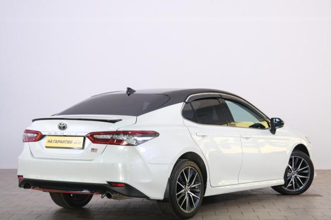 Toyota Camry VIII (XV70) Рестайлинг с пробегом 2021 года, цена 2 759 000 рублей, 54000 км, седан, Автокод Объявления