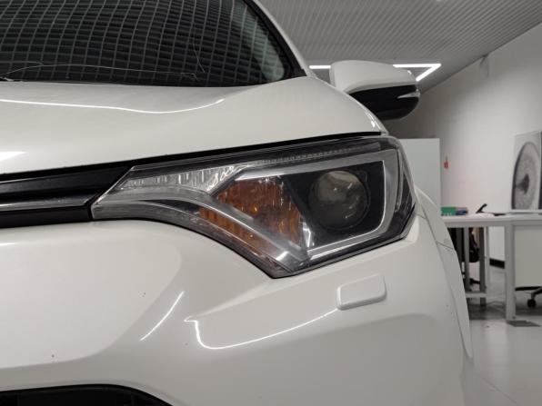 Toyota RAV4 IV (XA40) Рестайлинг с пробегом 2017 года, цена 1 851 000 рублей, 206062 км, внедорожник, Автокод Объявления