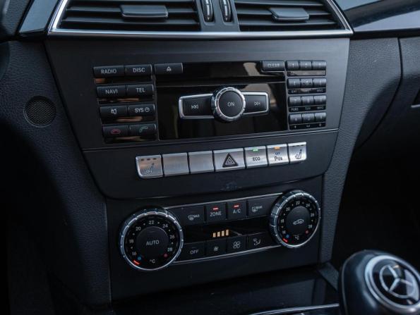 Mercedes-Benz C-Класс III (W204) Рестайлинг с пробегом 2013 года, цена 1 300 000 рублей, 237130 км, седан, Автокод Объявления