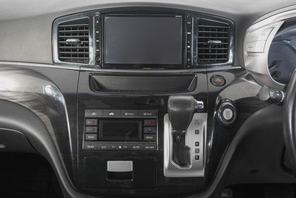 Nissan Elgrand III (E52) Рестайлинг Кемерово  - изображение 21