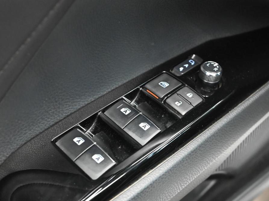 Toyota Camry VIII (XV70) Екатеринбург  - изображение 14