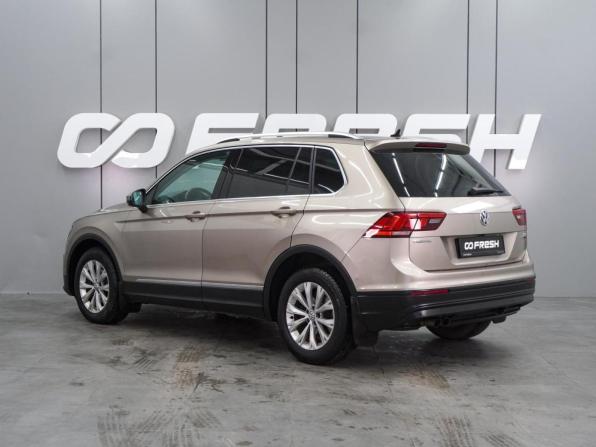 Volkswagen Tiguan II с пробегом 2017 года, цена 2 120 000 рублей, 177517 км, внедорожник, Автокод Объявления