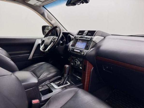 Toyota Land Cruiser Prado 150 Series Рестайлинг 1 с пробегом 2015 года, цена 3 839 000 рублей, 164160 км, внедорожник, Автокод Объявления