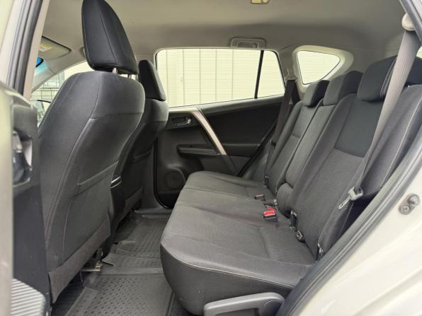 Toyota RAV4 IV (XA40) с пробегом 2015 года, цена 1 830 000 рублей, 174022 км, внедорожник, Автокод Объявления